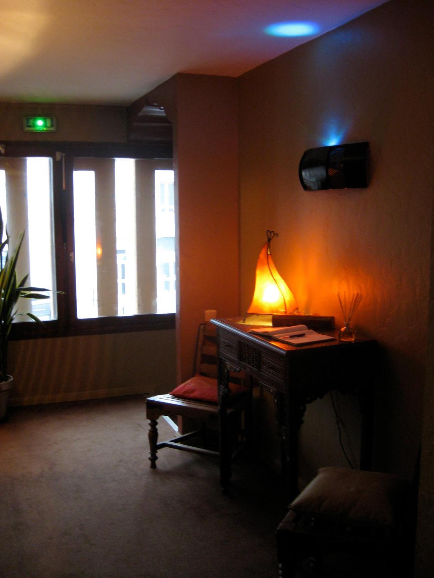 Hotel De La Gare Aix-les-Bains Eksteriør billede